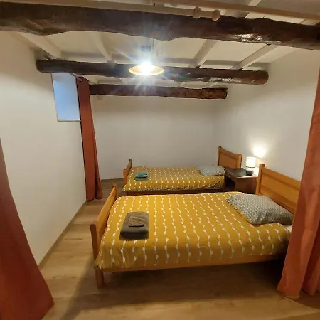 Semesterbostad Au Petit Hameau